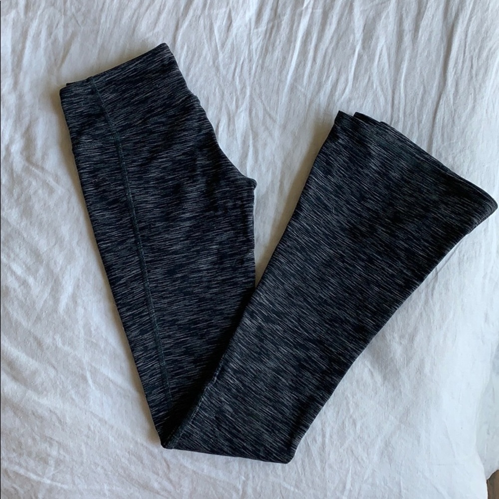Alo yoga pants